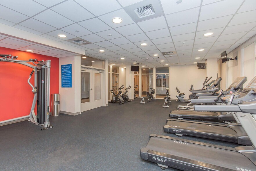 More Photos Of 15300 33rd Ave S, Seatac Apartments For Lease