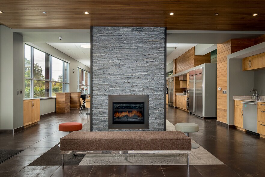 More Photos Of 8310 Excelsior Dr, Madison Office For Lease