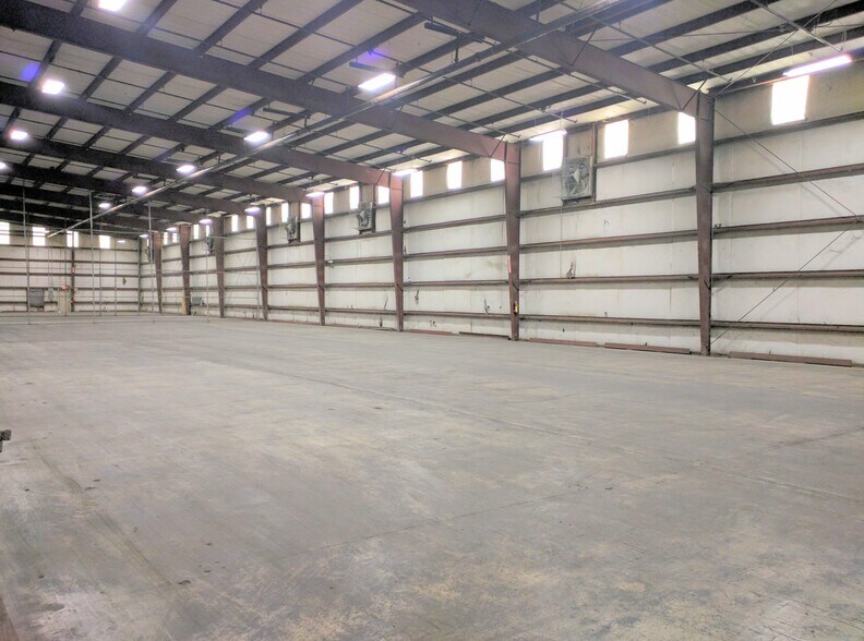 More Photos Of 3600 Formosa Ave, McAllen Distribution For Lease