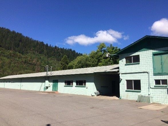 Primary Photo Of 5309 Rogue River Hwy, Rogue River Warehouse For Sale