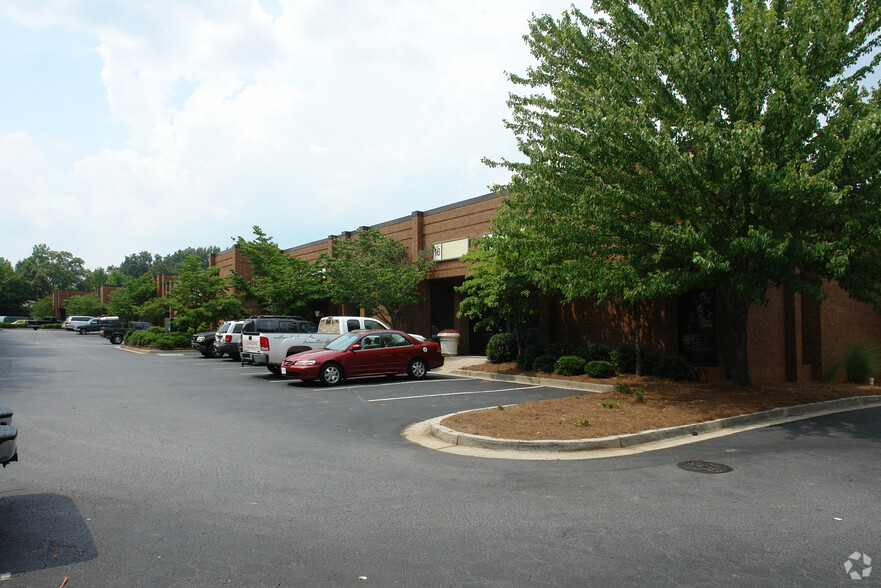 Primary Photo Of 3077 McCall Dr, Doraville Distribution For Lease