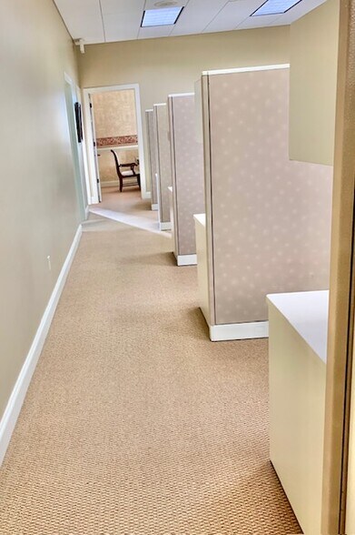 More Photos Of 2421 Brookstone Centre Pky, Columbus Medical For Sale