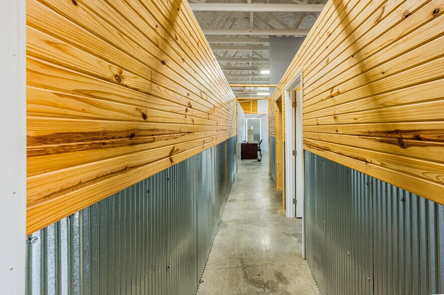 More Photos Of 16108 Bowling Green Rd, Rockfield Industrial For Sale