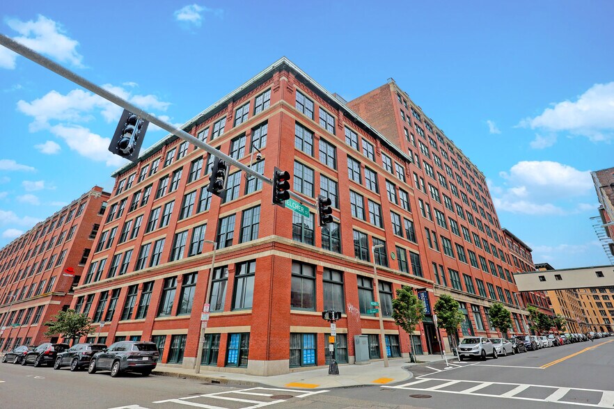 More Photos Of 63 Melcher St, Boston Apartments For Sale