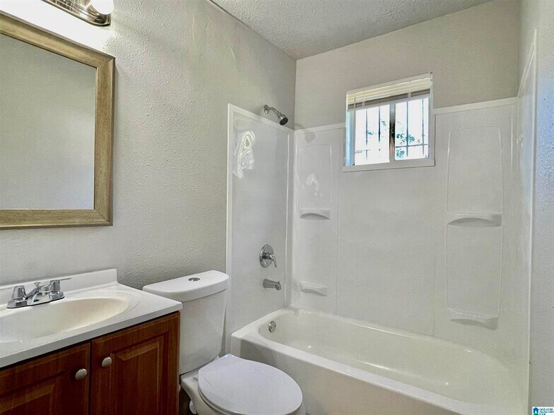 More Photos Of 1609 6th St N, Birmingham Apartments For Sale
