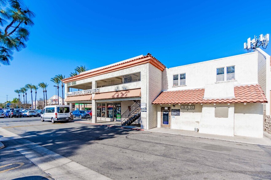 More Photos Of 3325-3425 E Chapman Ave, Orange Storefront For Sale