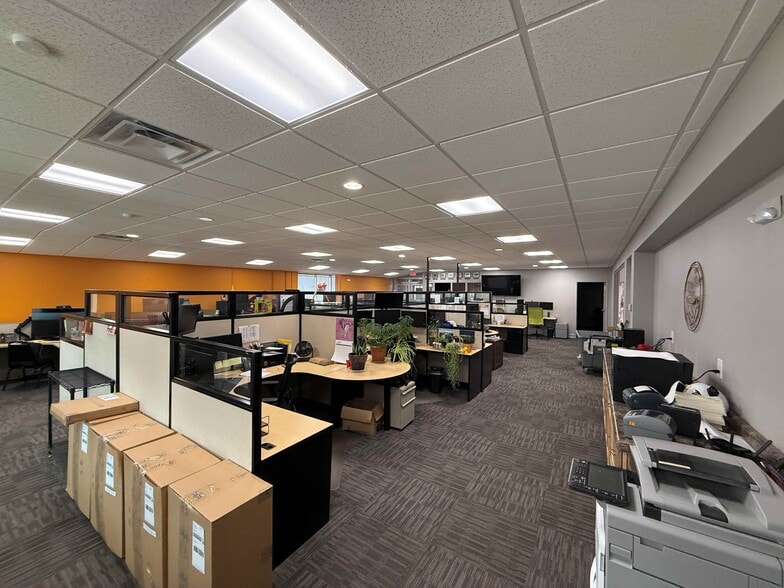 More Photos Of 3223 1st Ave SE, Cedar Rapids Medical For Sale