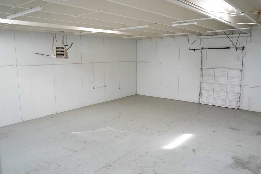 More Photos Of 4850-4878 Northpark Dr, Colorado Springs Warehouse For Lease