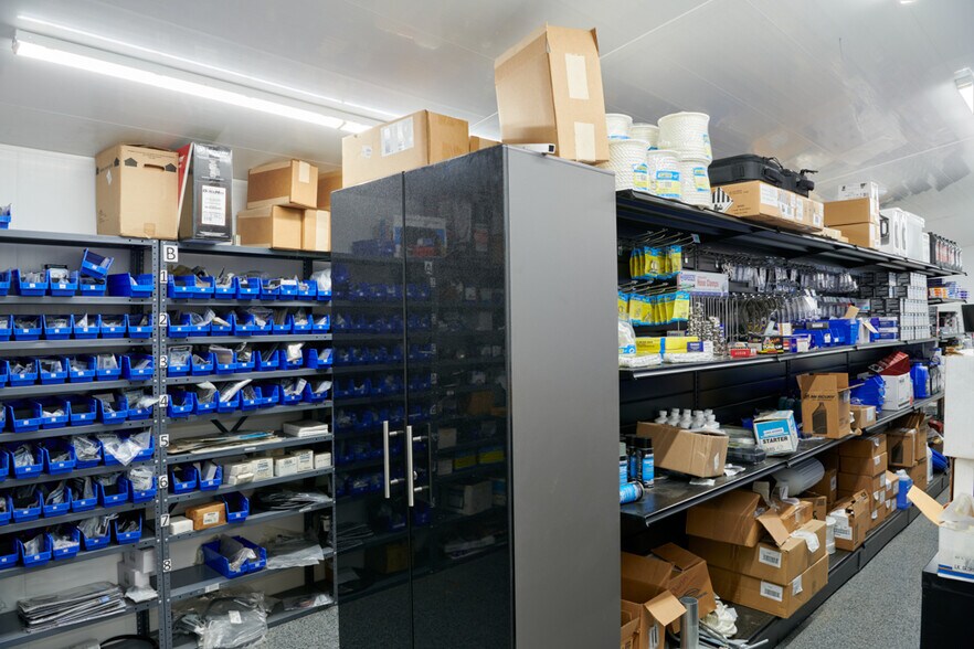 More Photos Of 1881 Pilot Knob Rd, Kattskill Bay Marina For Sale