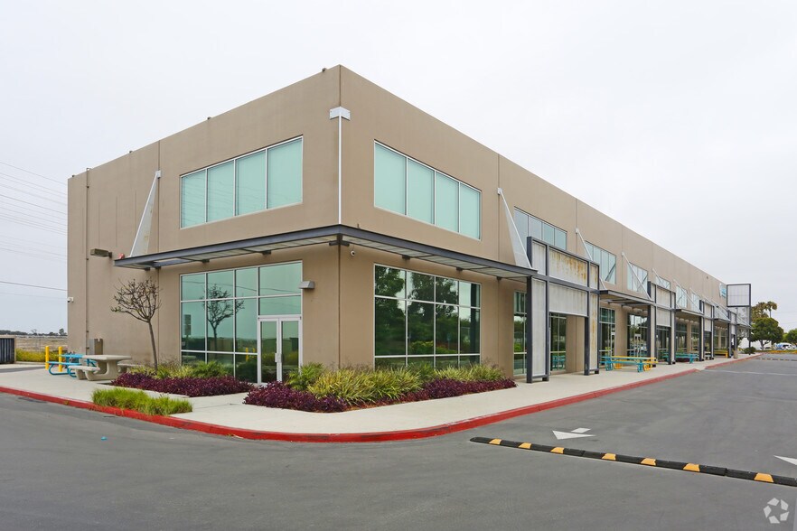 More Photos Of 780-784 Bay Blvd, Chula Vista Light Distribution For Lease