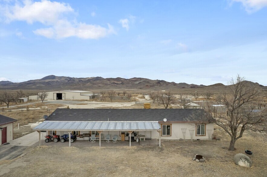 More Photos Of 5100-1 Grey Van Rd, Reno Airplane Hangar For Sale