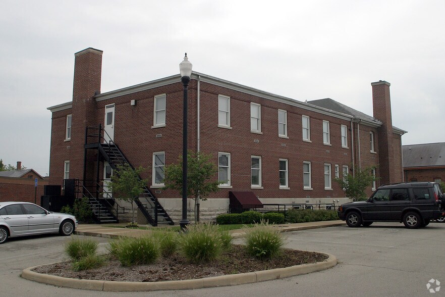 More Photos Of 9120 Otis Ave, Indianapolis Office For Lease