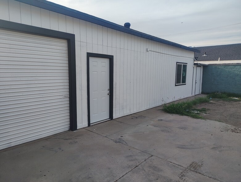 More Photos Of 219 W Mahoney Ave, Mesa Service For Lease