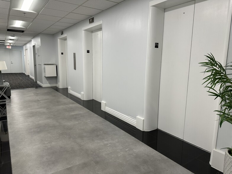 More Photos Of 2455 E Sunrise Blvd, Fort Lauderdale Loft Creative Space For Sale