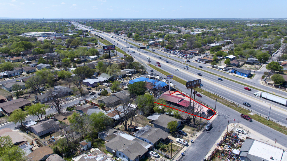 More Photos Of 5602 S IH 35, San Antonio Freestanding For Sale