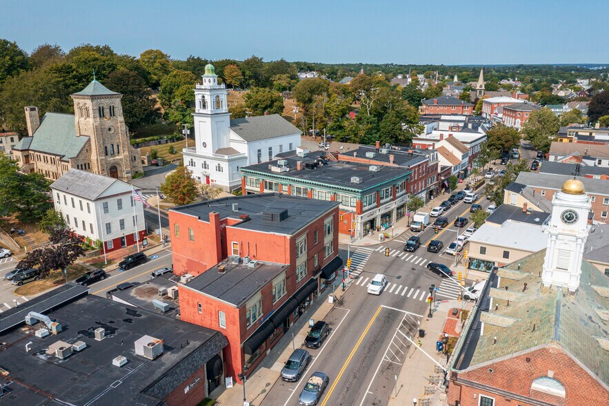 More Photos Of 15 Main St ex, Plymouth Storefront Retail Office For Lease