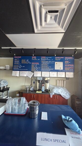 More Photos Of 521 Broadway St, Quantico General Retail For Lease