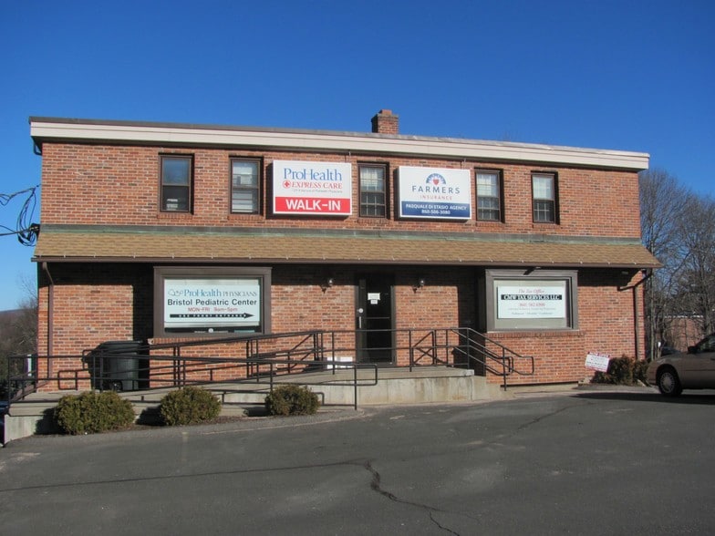 More Photos Of 1001 Farmington Ave, Bristol Medical For Sale
