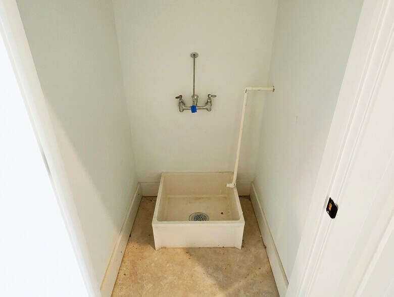 More Photos Of 4408 Lancaster Ave, Philadelphia Apartments For Lease