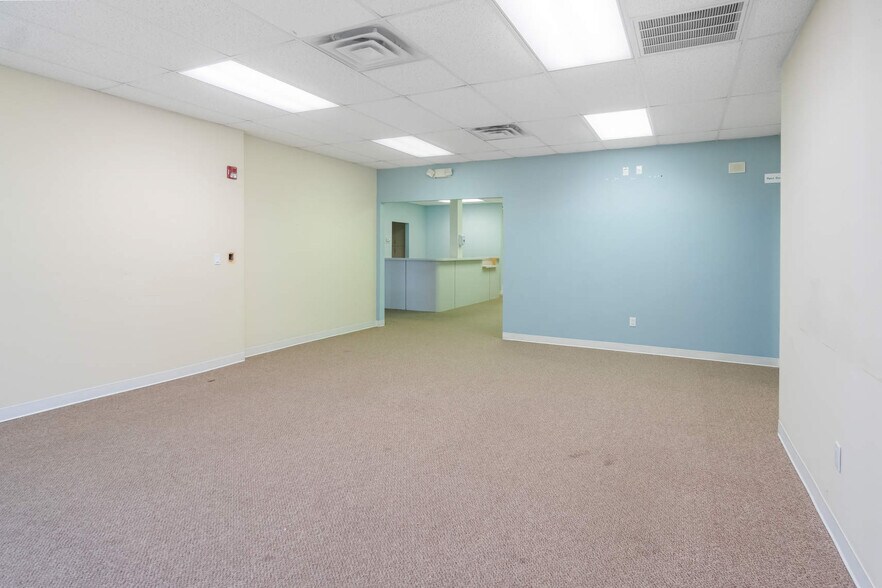 More Photos Of 271 Route 25A, Wading River Medical For Lease