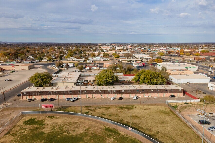 More Photos Of 1800 S Pennsylvania Ave, Roswell Apartments For Sale