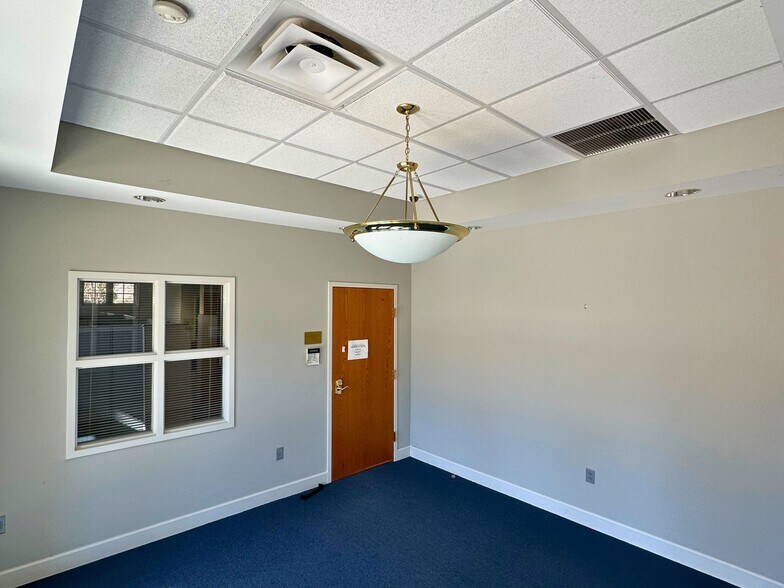 More Photos Of 275 Professional Ct, Riverdale Medical For Sale