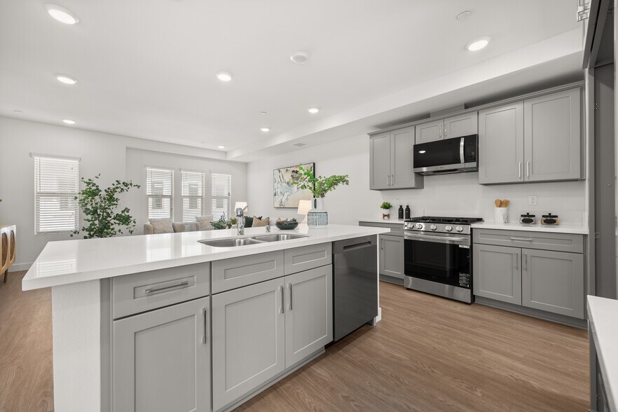 More Photos Of 2109 N White Ave, La Verne Apartments For Sale