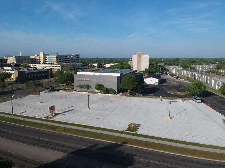 More Photos Of 3401 S Alameda St, Corpus Christi Religious Facility For Sale