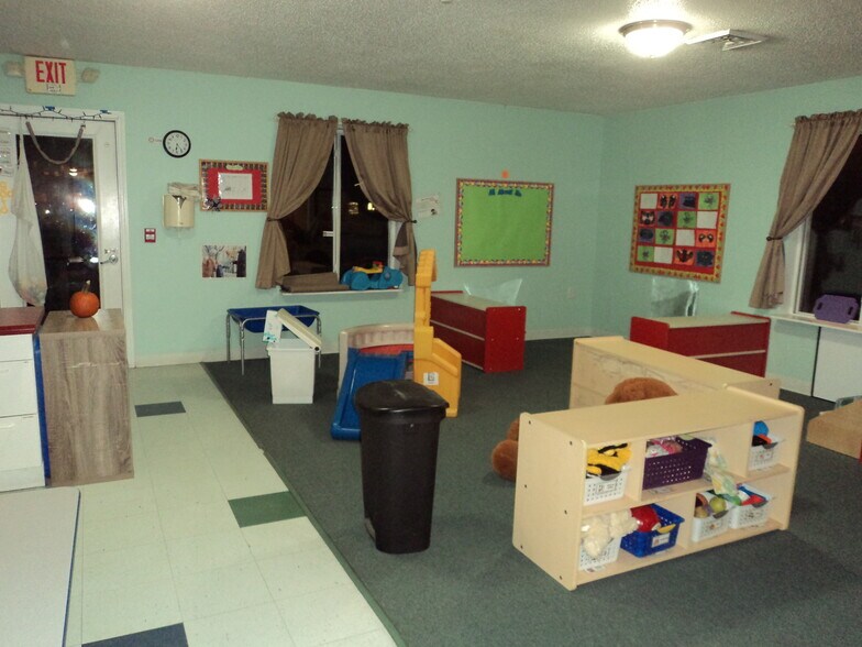 More Photos Of 2563 Development Dr, Green Bay Office For Lease