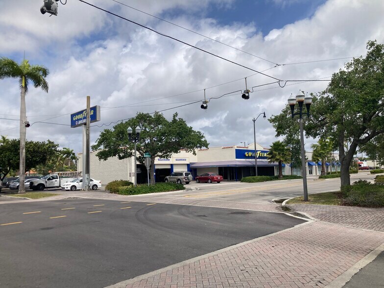 More Photos Of 406 Washington Ave, Homestead Auto Repair For Sale