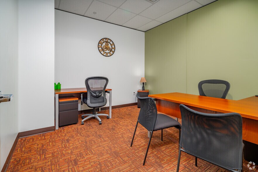 More Photos Of 700 N Saint Marys St, San Antonio Coworking Space