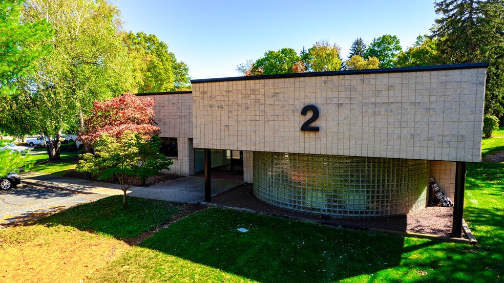 More Photos Of 2 Stewart Ct, Denville Flex For Sale