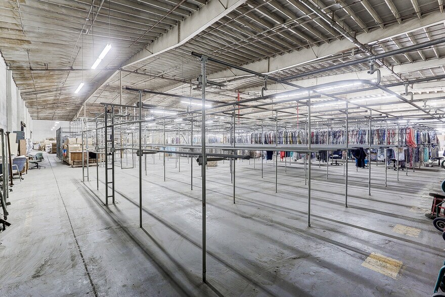 More Photos Of 1439 S Herbert Ave, Commerce Warehouse For Sale