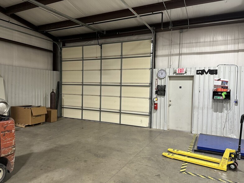 More Photos Of 4100 Warren Rd, Humboldt Industrial For Lease