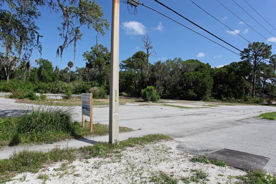 More Photos Of 8231 US Hwy 19 N, Port Richey Land For Lease