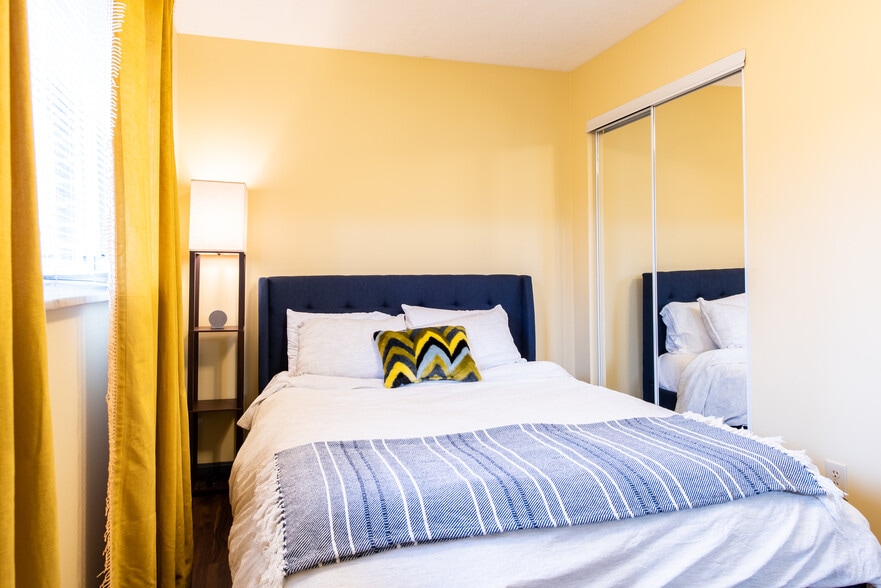 More Photos Of 1225 S 6th St, Louisville Apartments For Sale