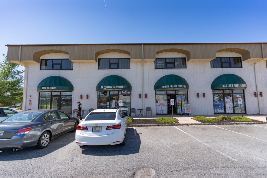 More Photos Of 14 Commerce St, Flemington Office For Lease