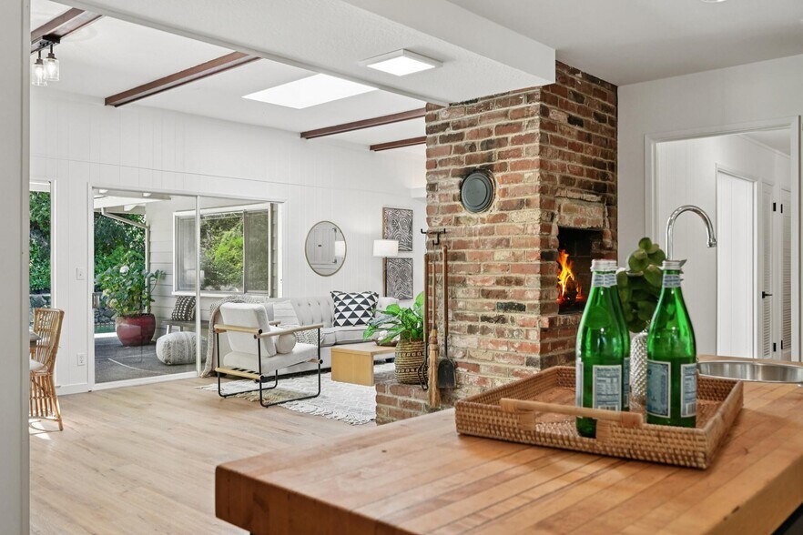 More Photos Of 135 Spring Grove Ave, San Rafael Multifamily For Sale