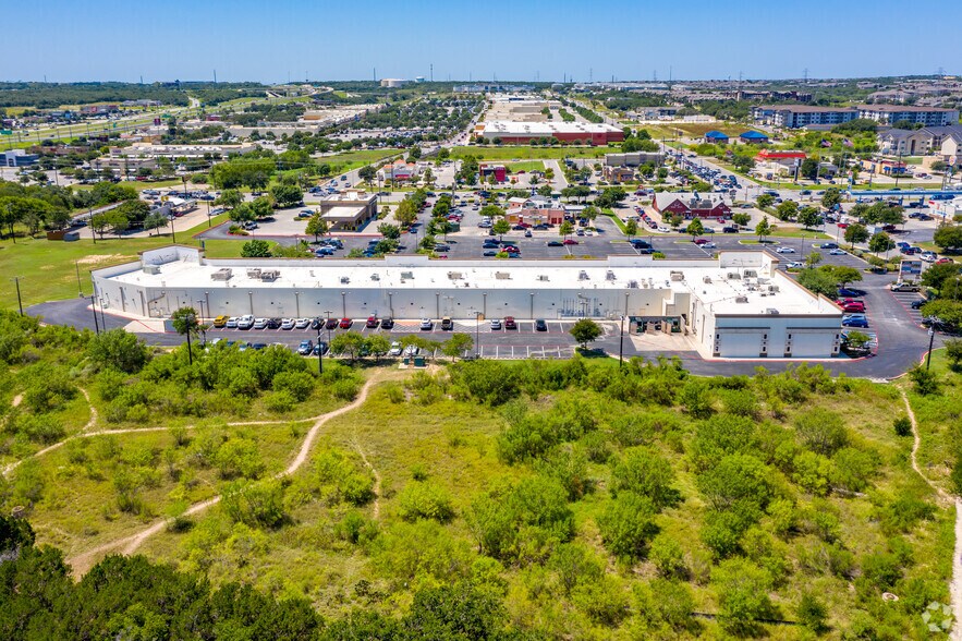 More Photos Of 10919-11019 Culebra & Westwood Loop, San Antonio Unknown For Lease