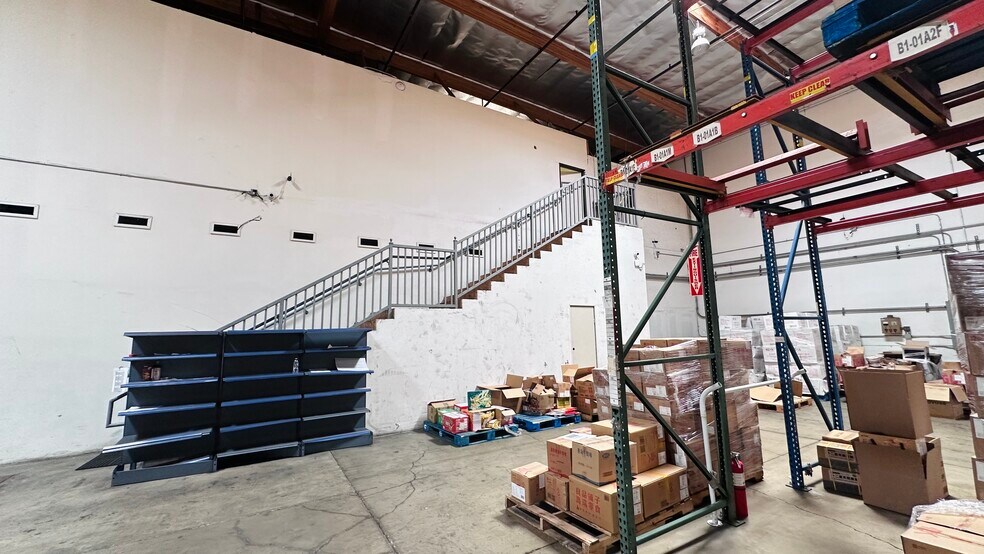 More Photos Of 2311 E Locust St, Ontario Warehouse For Sale