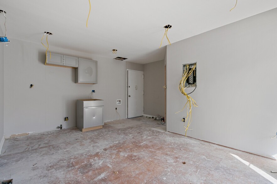 More Photos Of 1600-1608 28th Pl SE, Washington Multifamily For Sale