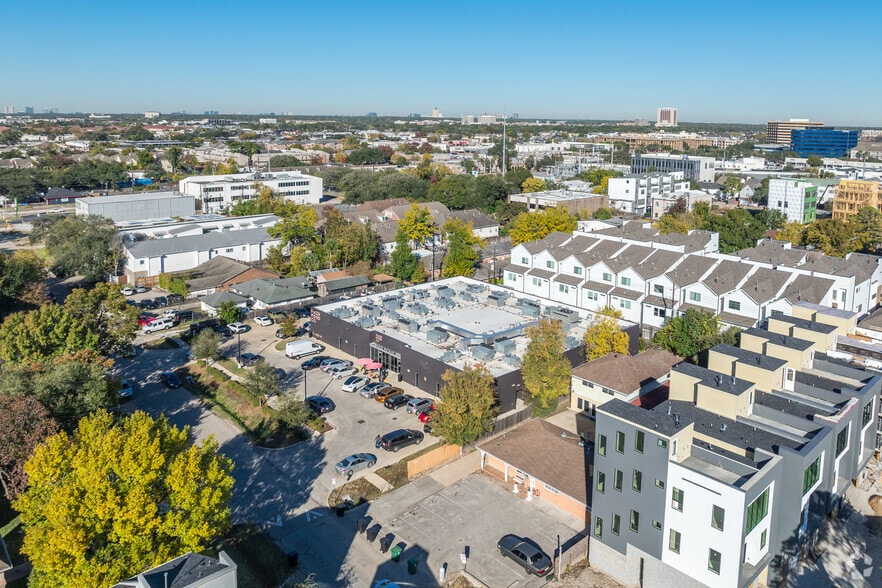 More Photos Of 5832 Fairdale Ln, Houston Restaurant For Lease