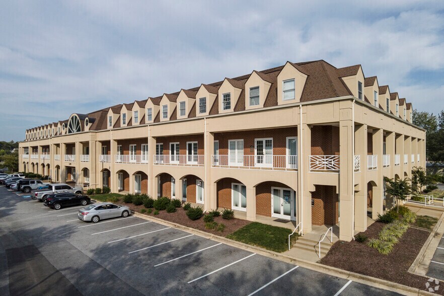 More Photos Of 12070 Old Line Ctr, Waldorf Medical For Lease