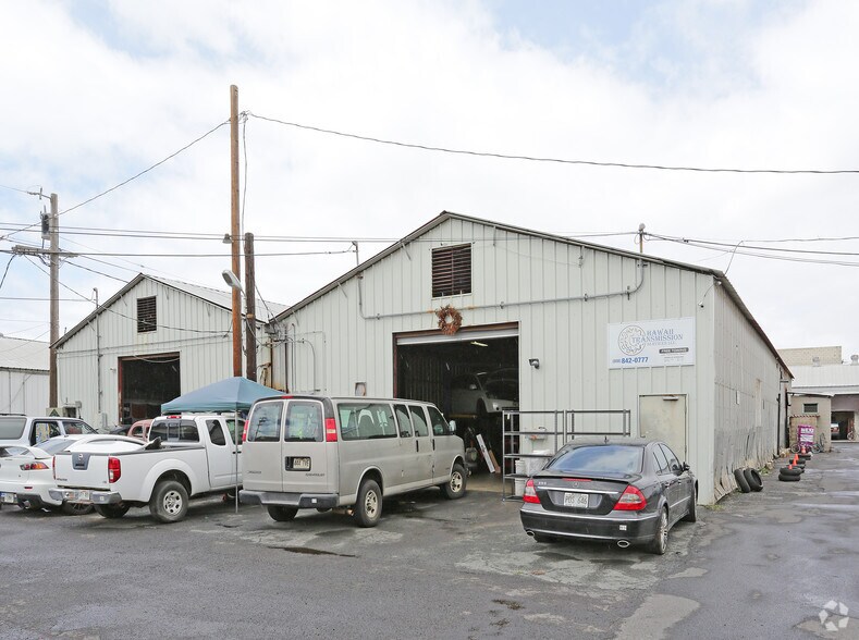 Primary Photo Of 148-206 Mokauea St, Honolulu Warehouse For Lease