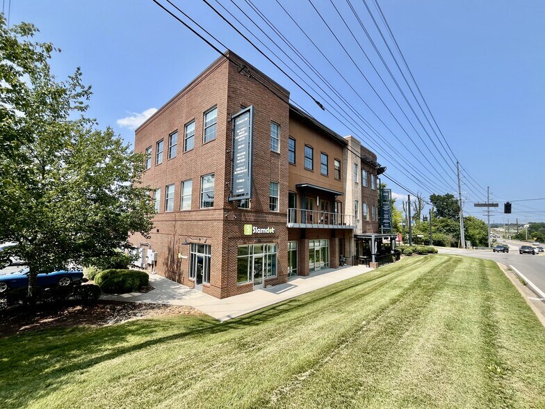 More Photos Of 2099 Thunderhead Rd, Knoxville Storefront Retail Office For Lease