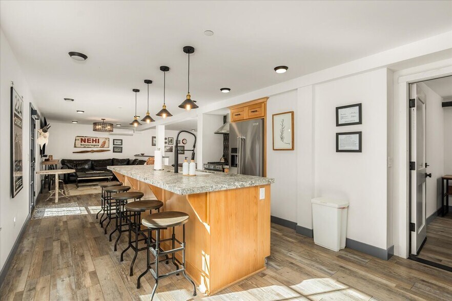 More Photos Of 224 Church St, Nevada City Office For Sale