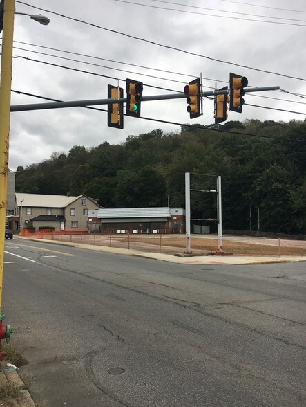 More Photos Of 942 Bedford St, Johnstown Service Station For Sale