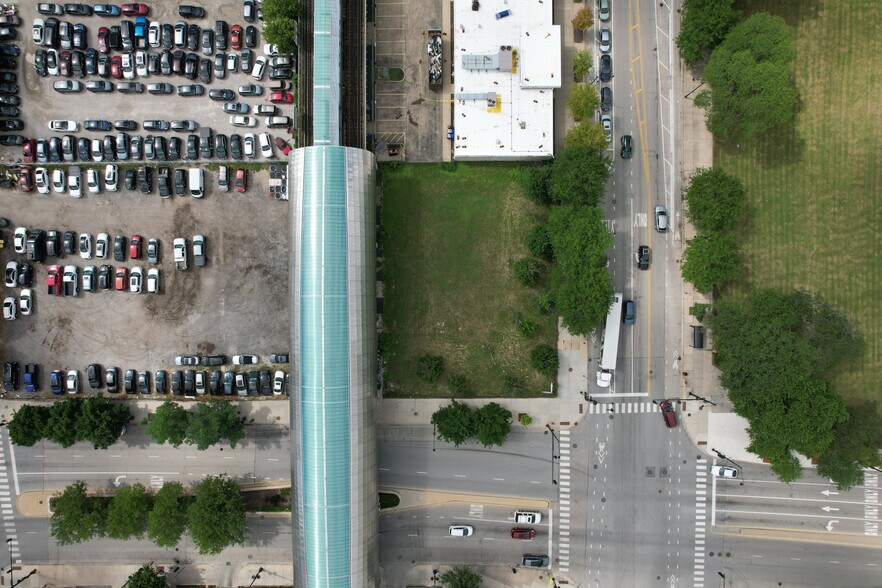 More Photos Of 2211 S State St, Chicago Land For Sale