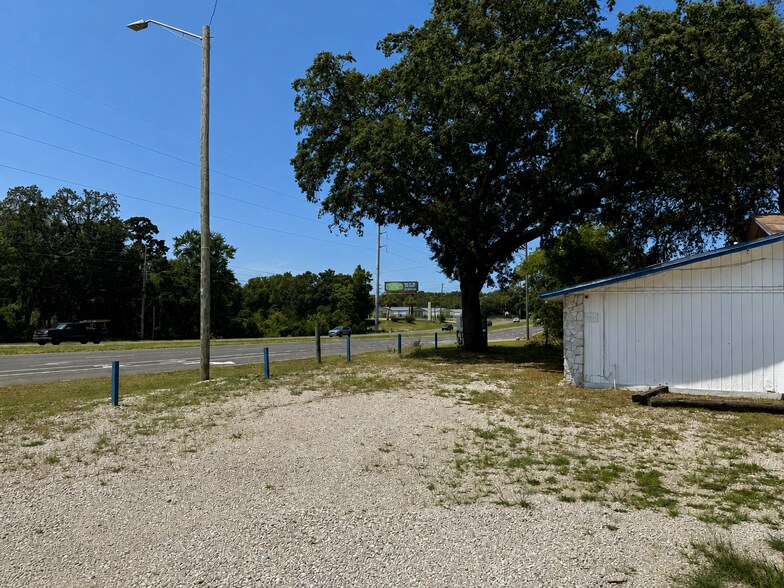 More Photos Of 4812 Gulf Breeze Pky, Gulf Breeze Auto Dealership For Sale