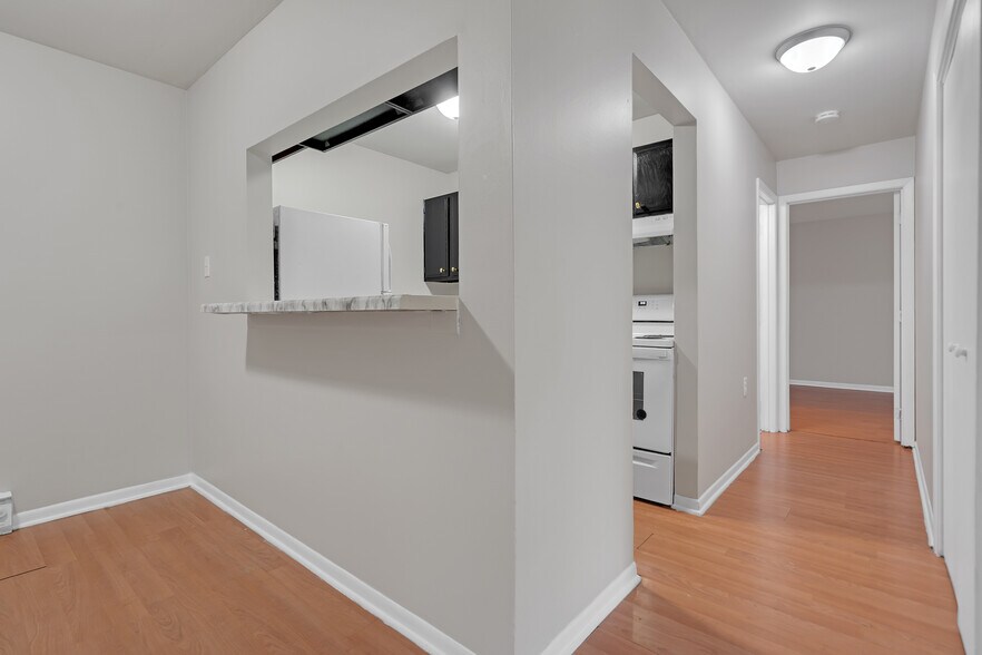 More Photos Of 604-620 E Grant Hwy, Marengo Apartments For Sale